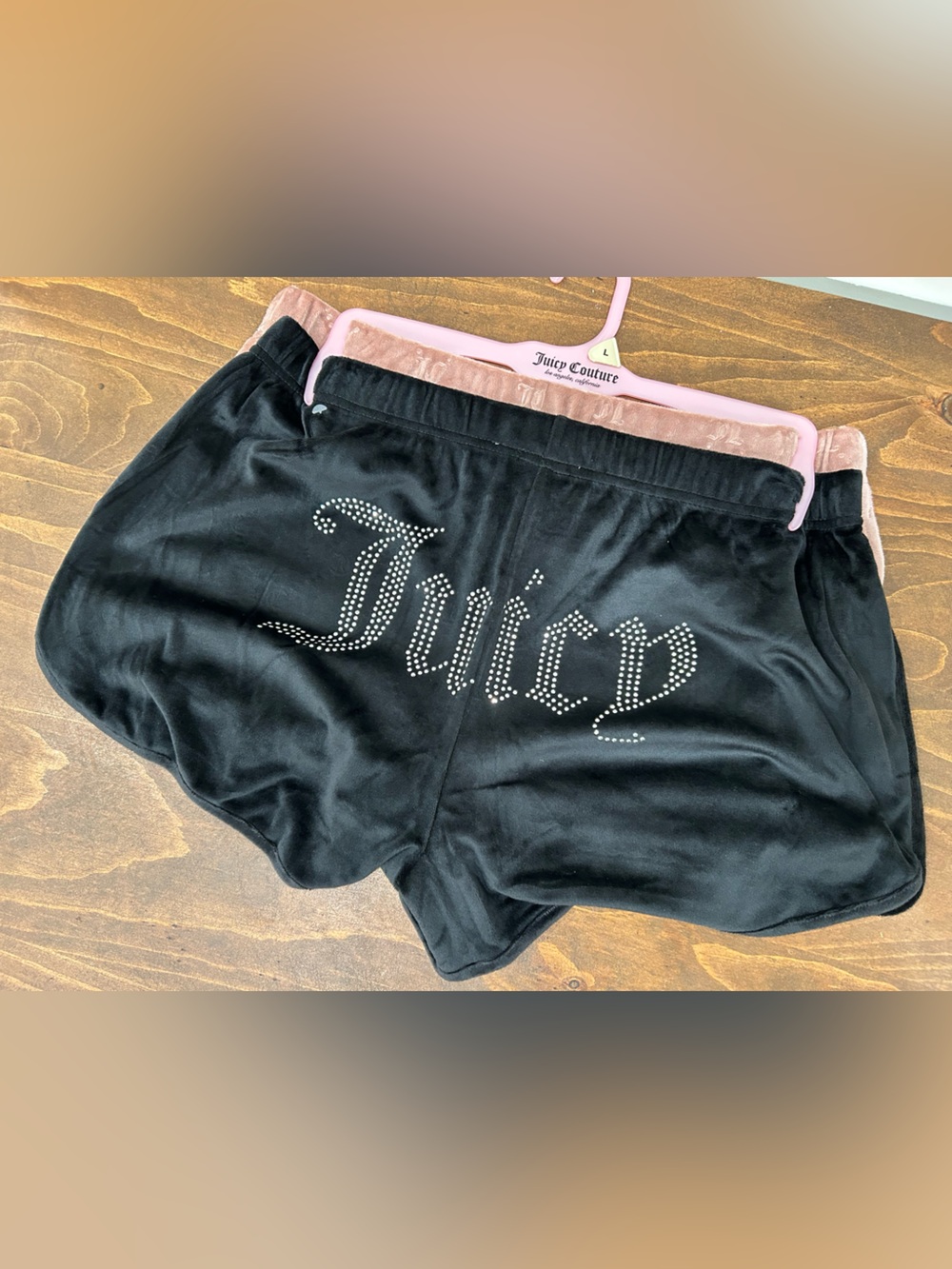 Juicy Couture Velvet Shorts 2 Piece. Women’s Large. NWOT